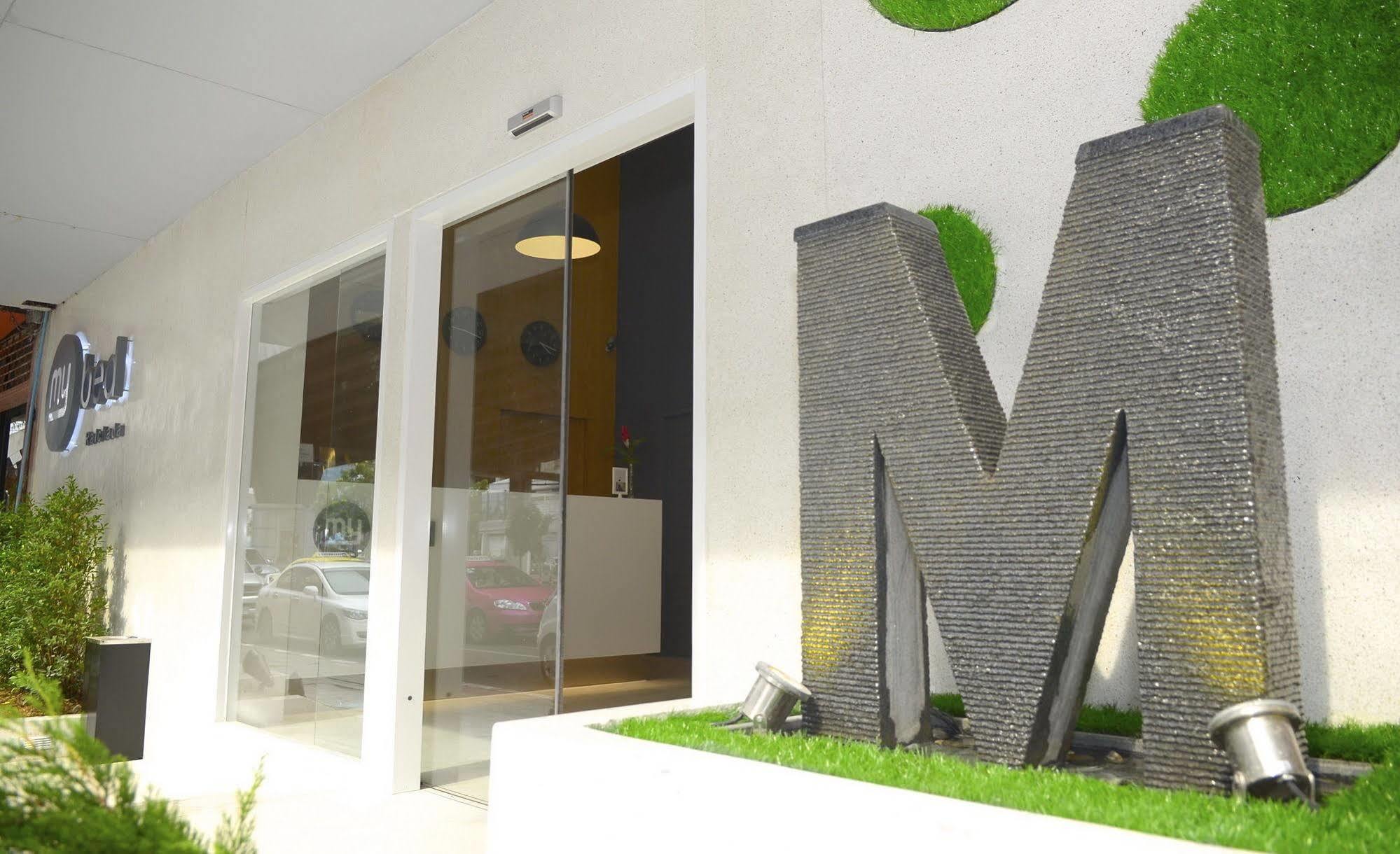 Mybed Ratchada Otel Bangkok Dış mekan fotoğraf